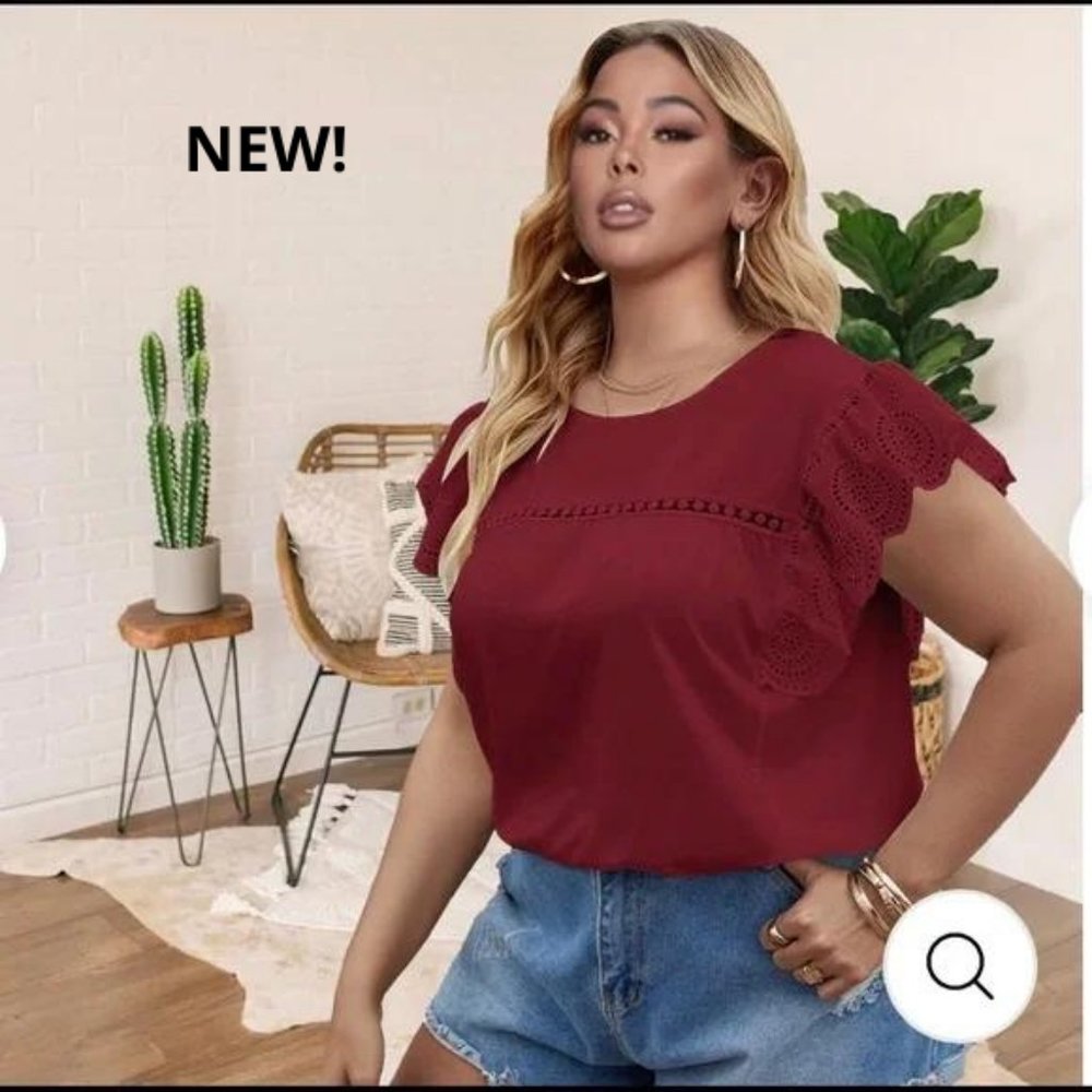 *CURVY* Red Wine Top
